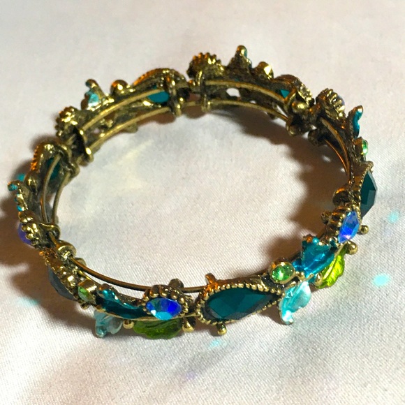 Jewelry - Blue & green jewel tone bangle bracelet.